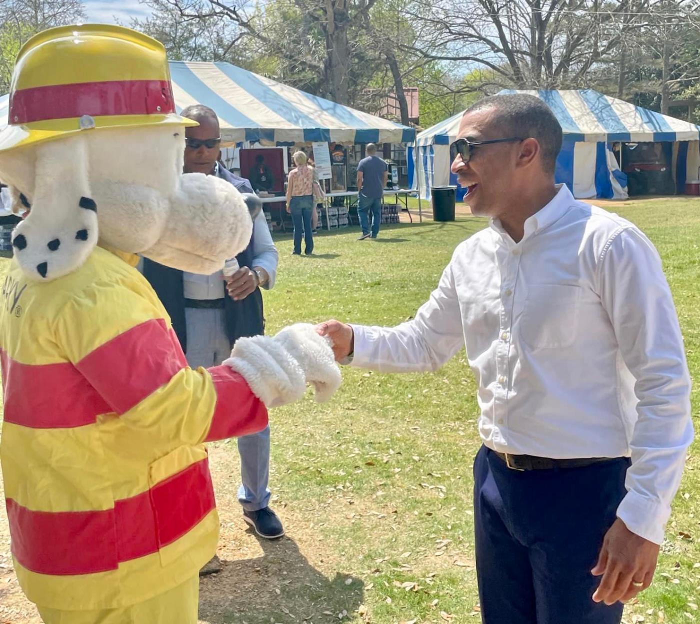 Sparky with the Mayor